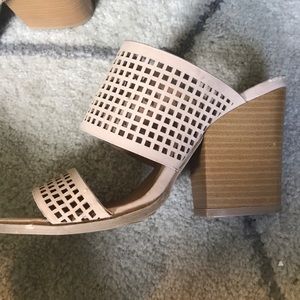 Perforated two band peep toe mules